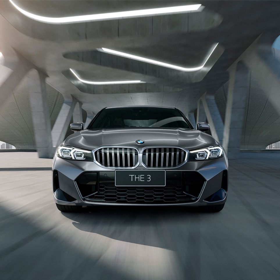 BMW 3 Series Gran Limousine G28 2021 front design BMW 3 Series Gran Limousine G28 2021 Cashmere Silver metallic front design