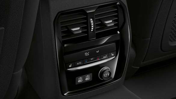 BMW 3 Series, 3-zone automatic air conditioning BMW 3 Series, 3-zone automatic air conditioning