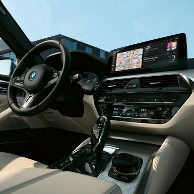 Interior THE 5 G30 Control display & Sport leather steering wheel THE 5 G30 Facelift 2020 interior