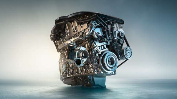 BMW TwinPower Turbo inline 6-cylinder petrol engine BMW 7 Series Sedan: close-up of BMW TwinPower Turbo inline 6-cylinder petrol engine