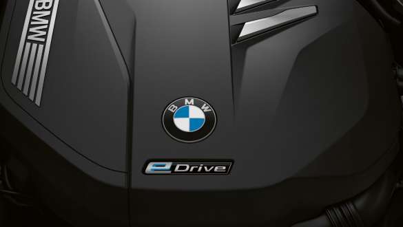 BMW 7 Series Sedan electric engine BMW 7 Series Sedan: close-up of electric engine