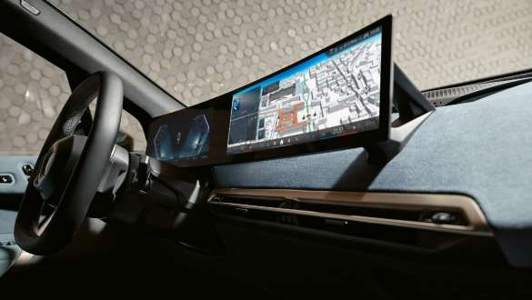 BMW iX i20 electric SUV BMW Curved Display BMW iX i20 electric SUV BMW Curved Display interior