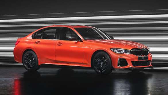 M Aerodynamics package BMW M340i xDrive Sedan M Aerodynamics package BMW M340i xDrive Sedan G20 Sapphire Black metallic close-up view