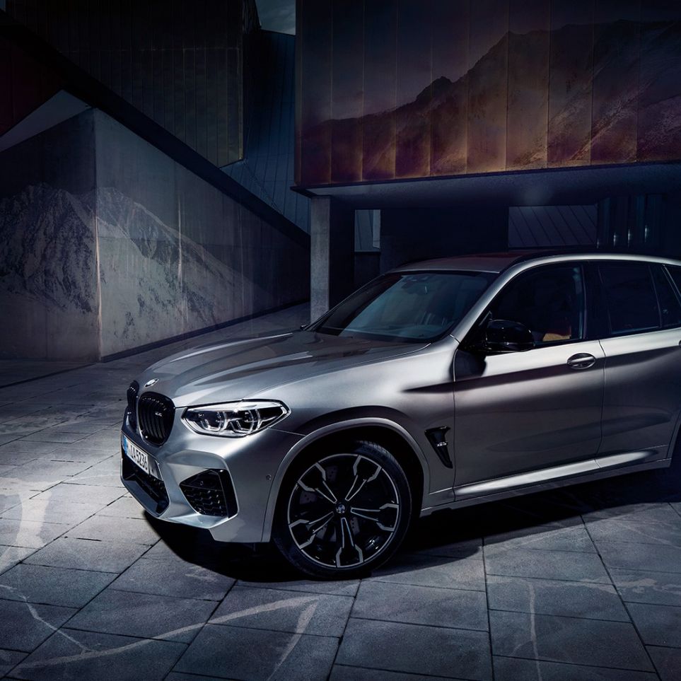 BMW X3 M, side view. BMW X3 M in Donington Grey metallic, exterior, side view.