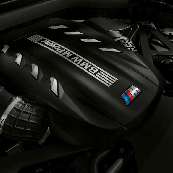 High-performance M TwinPower Turbo 8-cylinder petrol engine BMW X5 M Competition High-performance M TwinPower Turbo 8-cylinder petrol engine BMW X5 M Competition F95 close-up