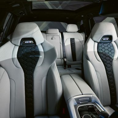 M Multifunctional seats BMW X5 M Competition M Multifunctional seats with illuminated X5 M logo BMW X5 M Competition F95 interior