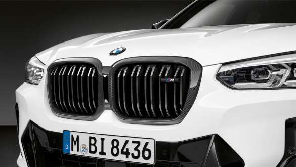 The New BMW X4 Black Shadow Edition G02 M Performance Kidney grille in carbon fiber The New BMW X4 Black Shadow Edition G02 M Performance Kidney grille in carbon fiber
