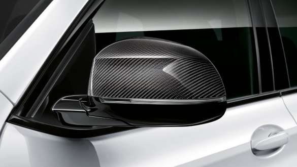 The New BMW X4 Black Shadow Edition G02 M Performance Exterior mirror cap in carbon fiber The New BMW X4 Black Shadow Edition G02 M Performance Exterior mirror cap in carbon fiber