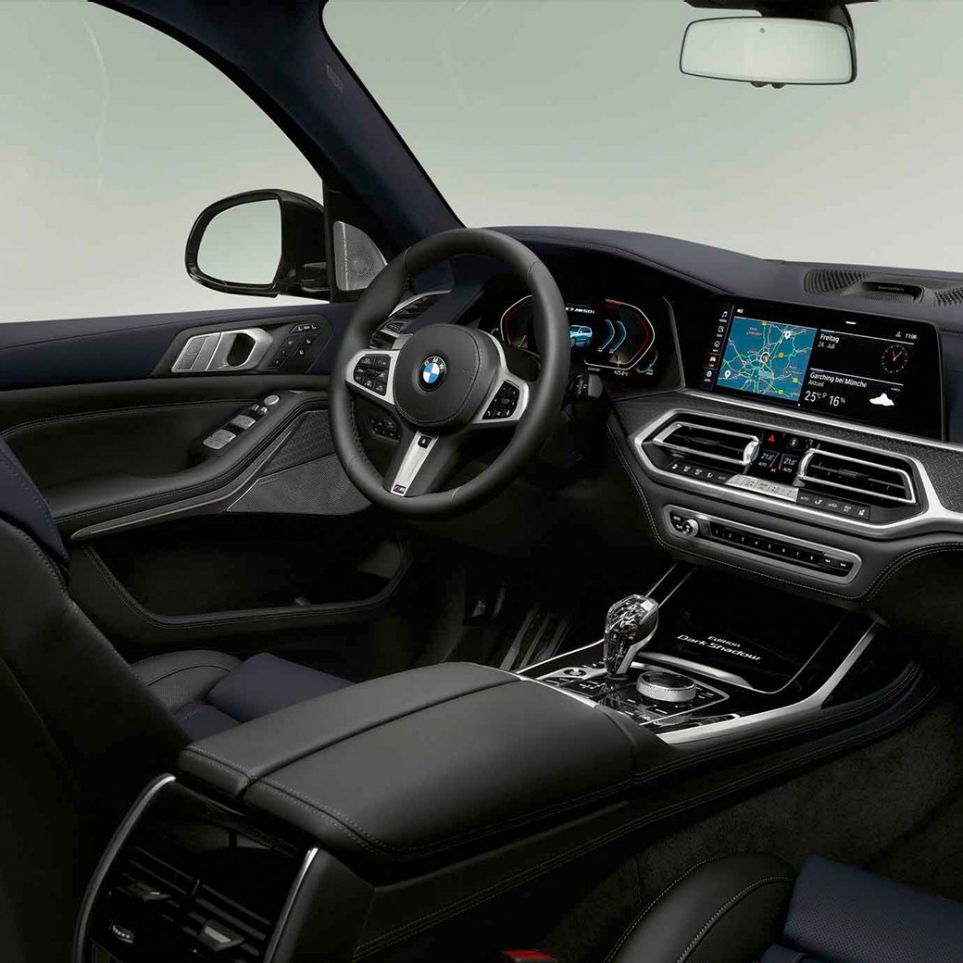 BMW X7 Dark Shadow Edition BMW X7 Dark Shadow Edition