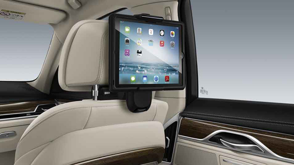 BMW universal holder for tablets with BMW safety case for Travel