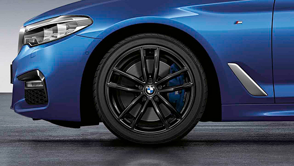 Bmw m sport 18 clearance inch alloy wheels