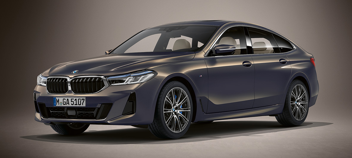 BMW Individual paint finish Tansanite blue metallic BMW 6 Series Gran Turismo G32 2020 BMW Individual paint finish Tansanite blue metallic BMW 6 Series Gran Turismo G32 2020 three-quarter front view standing