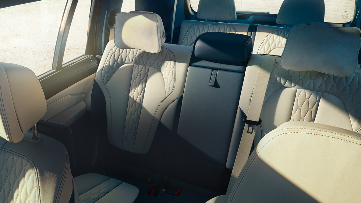 BMW X7 seats Oblique top view of the seven seats of the BMW X7