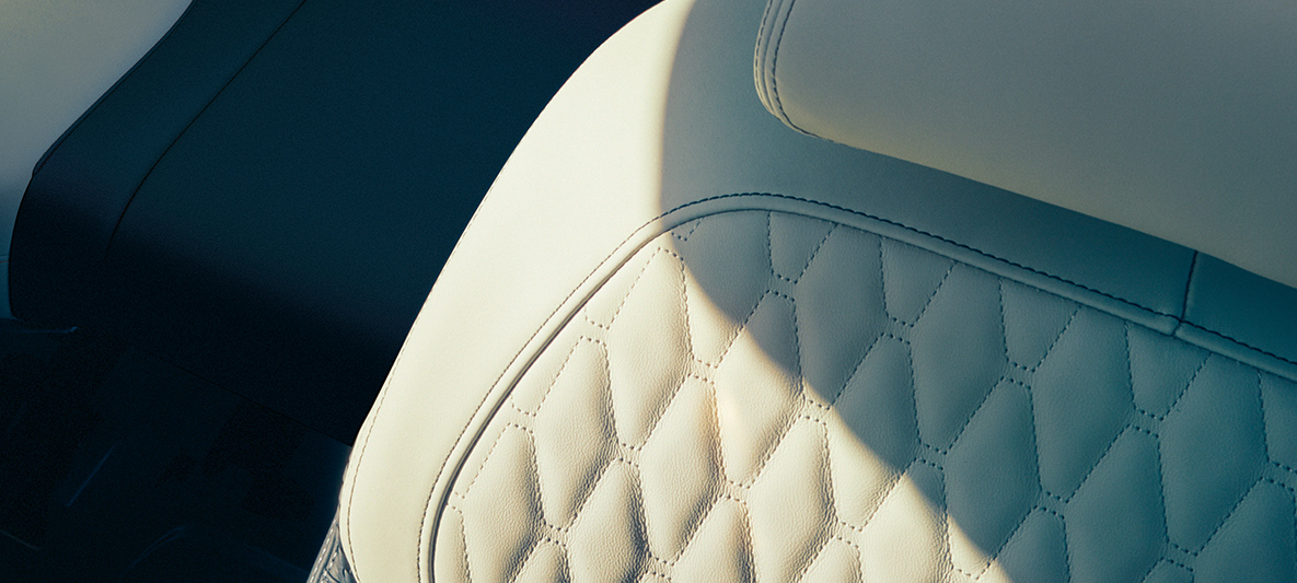 BMW X7 leather design Close-up of leather design in leather 'Merino'