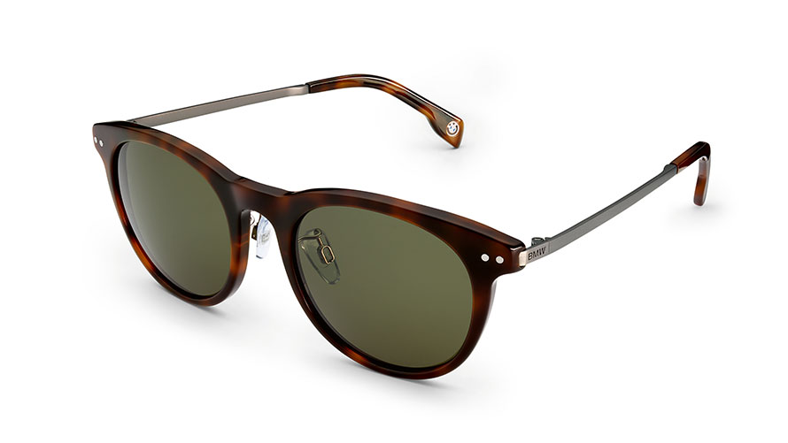 The product image shows the BMW Iconic Sunglasses.