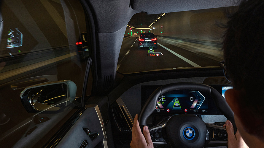 Remote Software Upgrade Central Assisted Driving View shows current driving situation