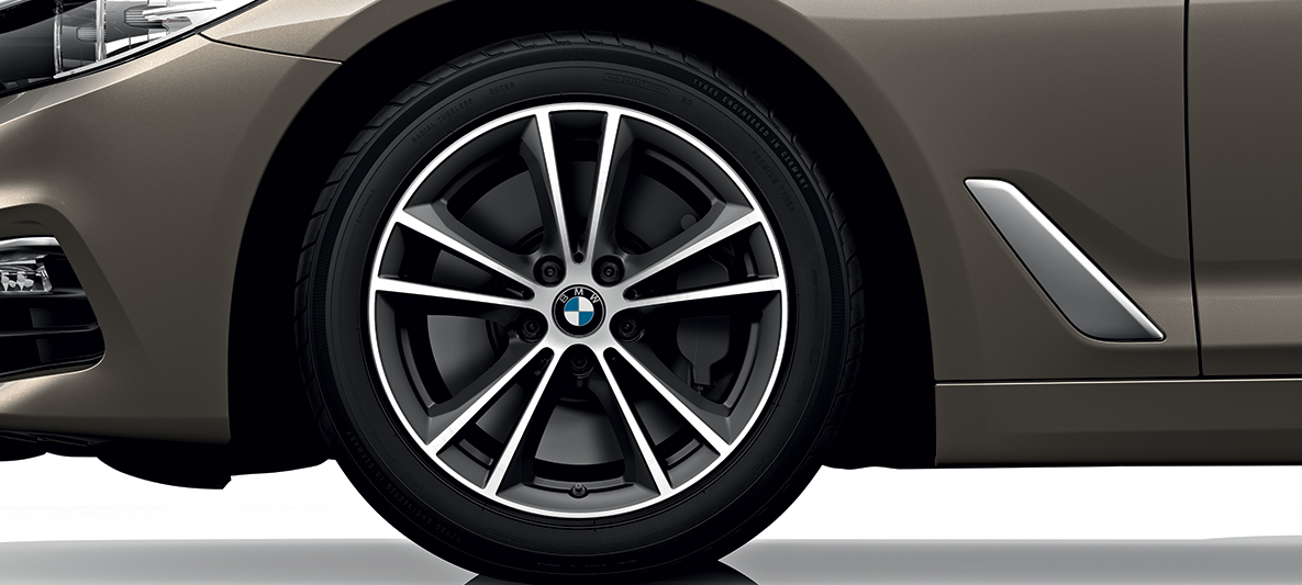 Bmw 5 Series Sedan Models Equipment