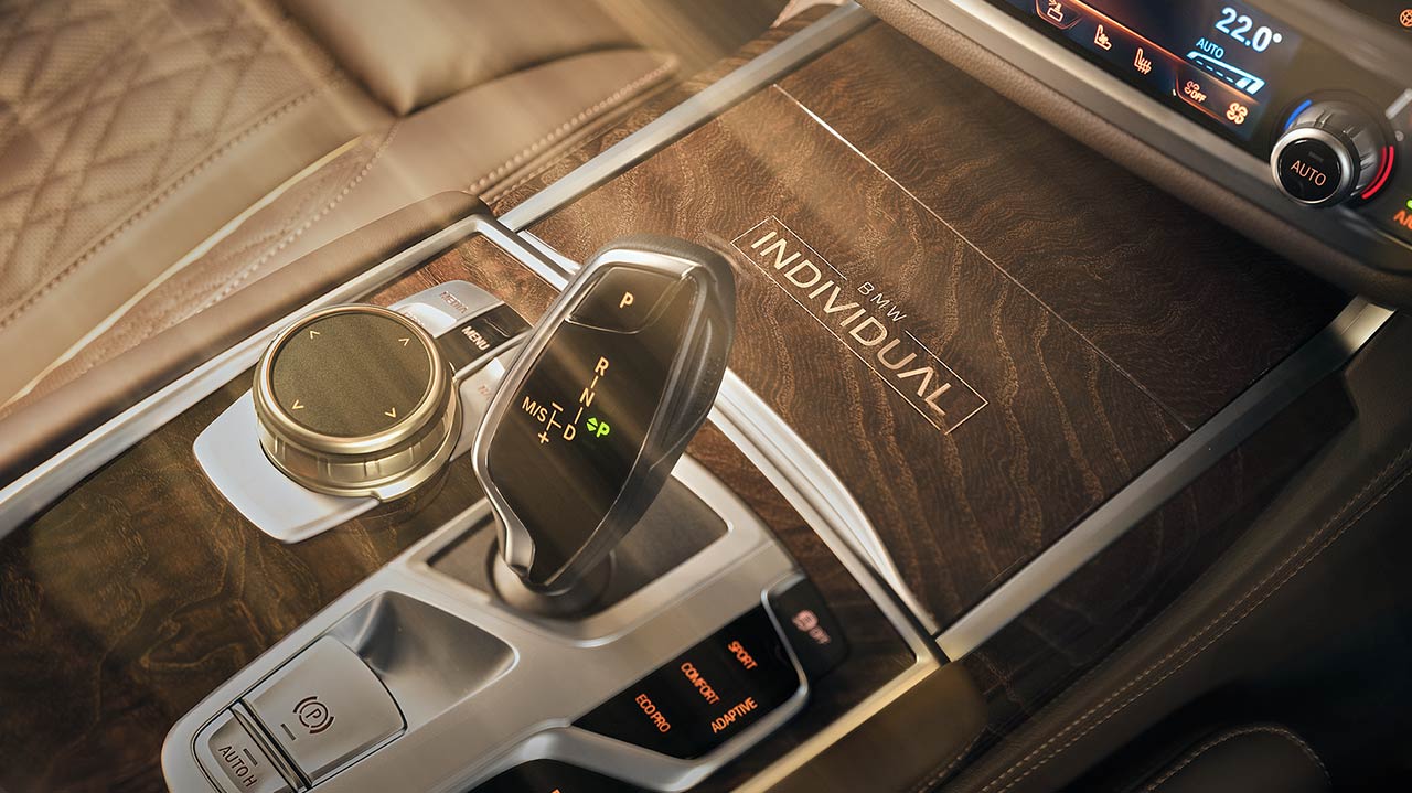 BMW Individual 7 Series Sedan high-quality interior BMW Individual 7 Series Sedan high-quality interior in black