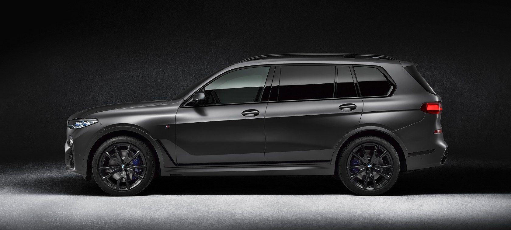 BMW X7 Dark Shadow Edition BMW X7 Dark Shadow Edition
